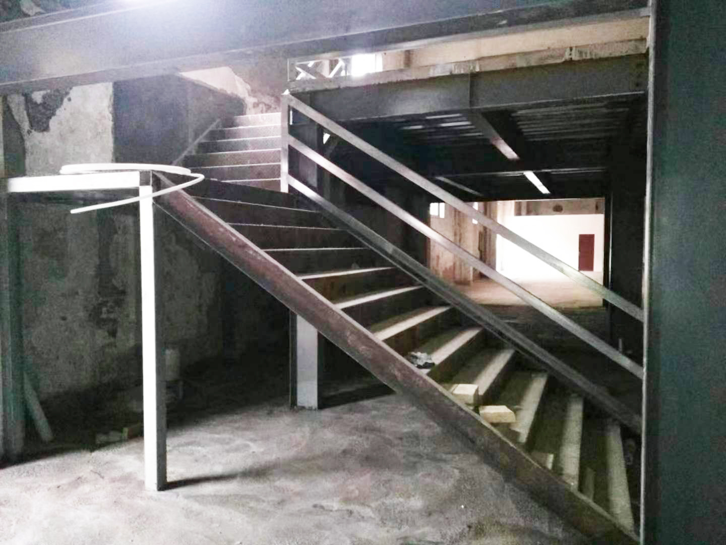 鋼結構樓梯工程案例